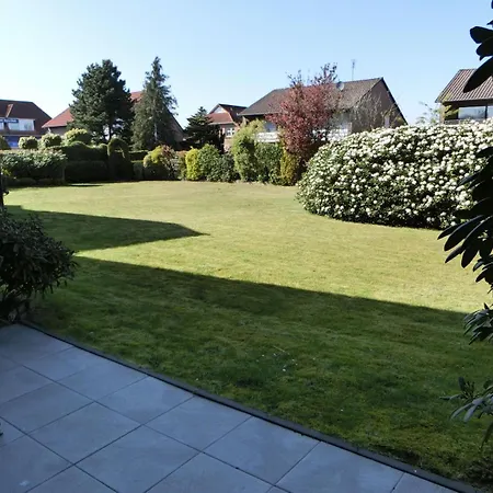 Costa Siesta, Am Alten Deich 2 *