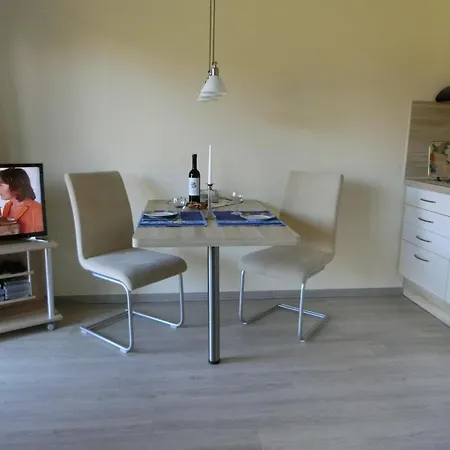 Costa Siesta, Am Alten Deich 2